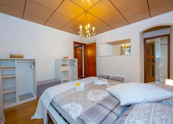 Chiara\'S Home - Happy Rentals